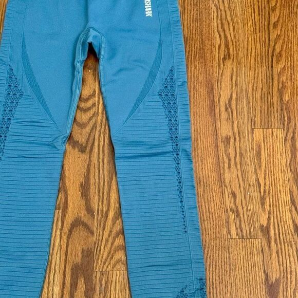 Gymshark Energy Laser Cut Dark Teal Leggings. Size Small. - Picture 3 of 7